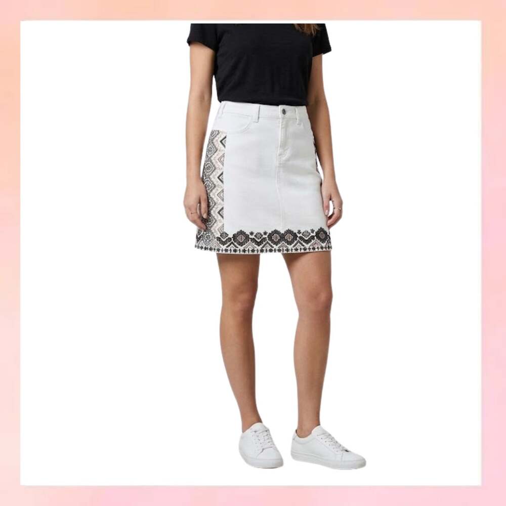 Anthropologie Pilcro Embroidered Denim Mini Skirt Off White Cream 4